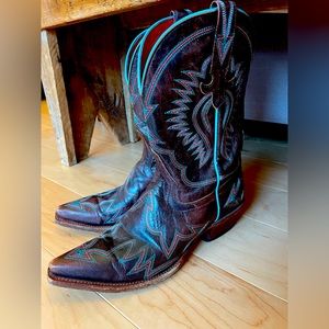 Macie Bean Boots Size 9